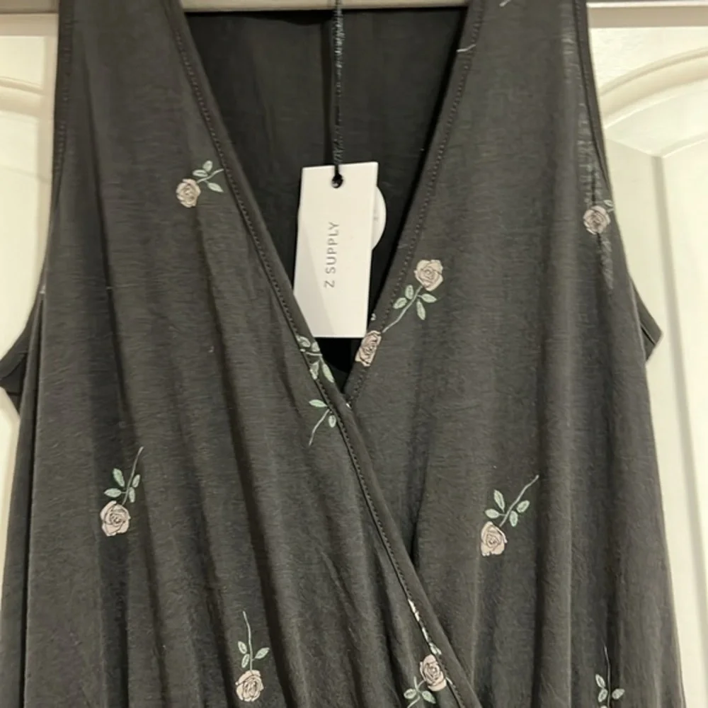 NWT Z supply‎ small new with tags black jumpsuit with pink roses washed black